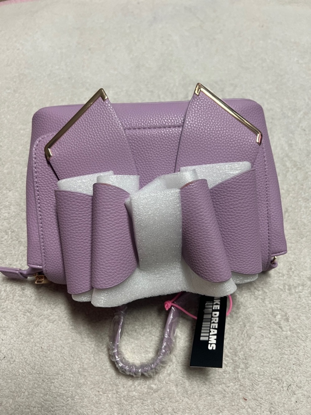 Like Dreams Vegan Leather Adjustable Strap Jasmine Bowtie Crossbody Bag, Lilac - Picture 6 of 7